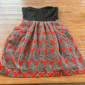 Sugarlips Strapless Dress Smocked Bk sweetheart neckline in Black and Red Leaf